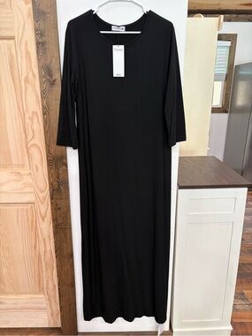 Nuggles Black Maxi Dress